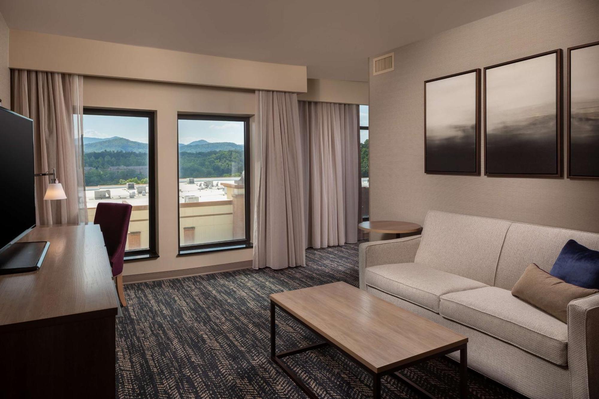 Hilton Asheville Biltmore Park Exterior foto